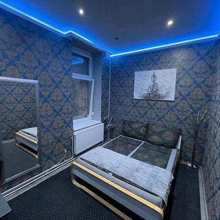 Hostel Rooms Дебрецен Екстериор снимка