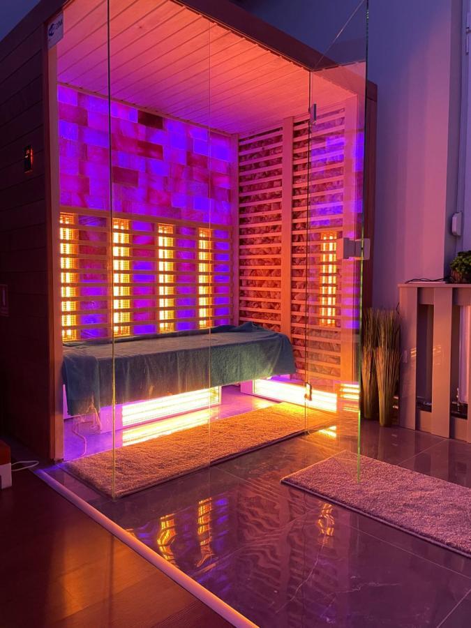 Hostel Rooms Дебрецен Екстериор снимка