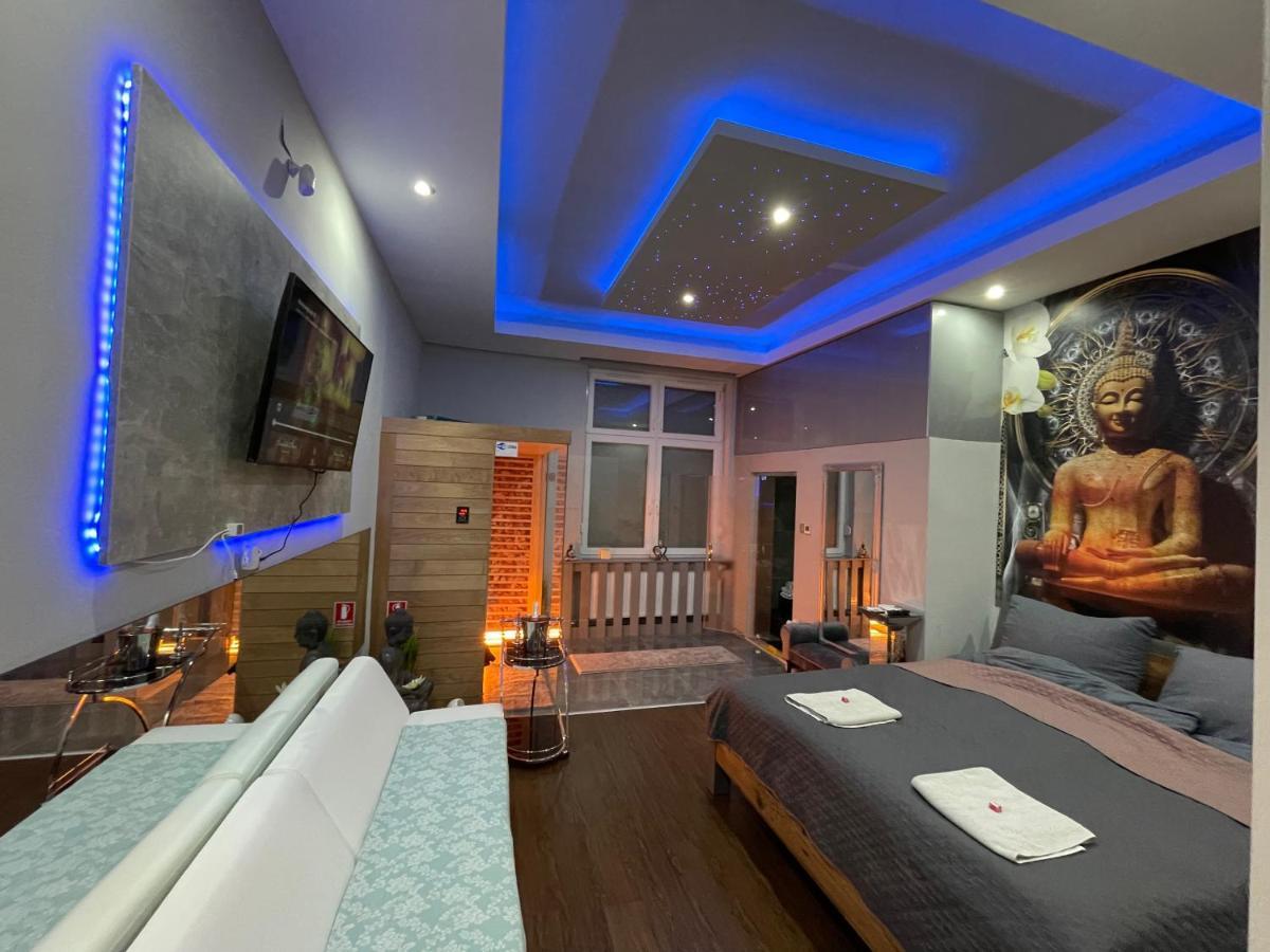 Hostel Rooms Дебрецен Екстериор снимка