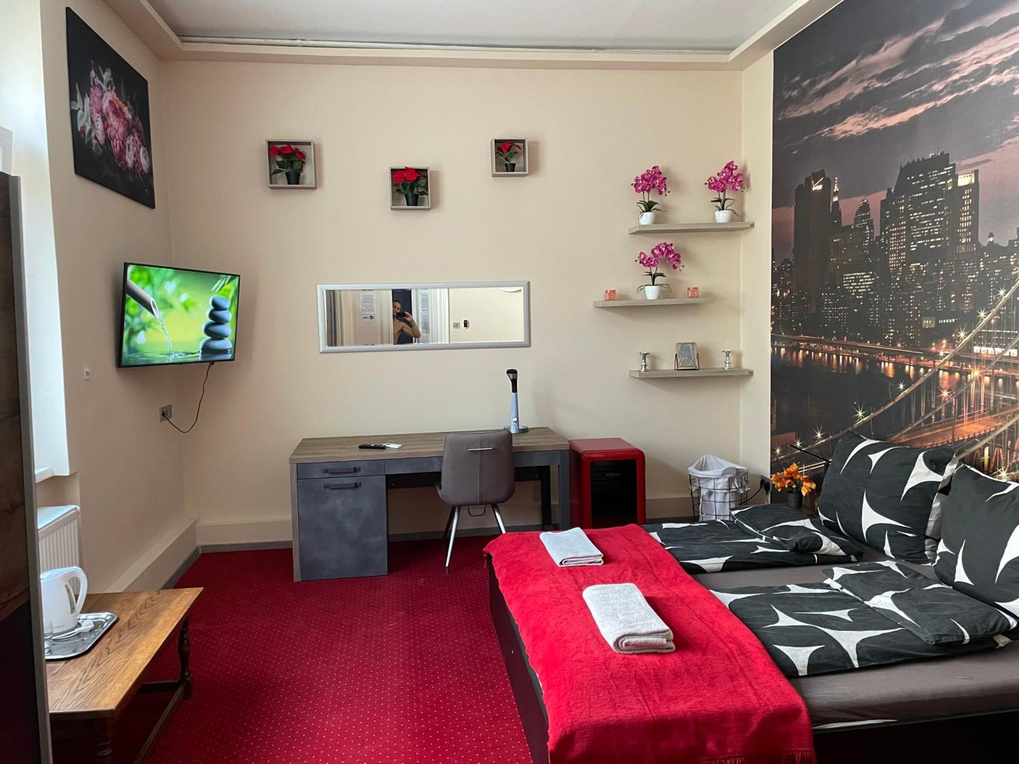 Hostel Rooms Дебрецен Екстериор снимка
